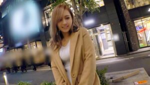 【SEX依存20歳】美容部員えりかが悶絶告白「ヤラないと眠れない…」溜まった欲求をAVで大解放！大量潮吹き＆執拗フェラに全集中