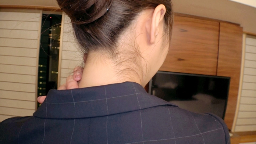 「理性より好奇心…」23歳美人秘書が社長室でSEXを強要！？禁断プレイに溺れる才色兼備の変態密録