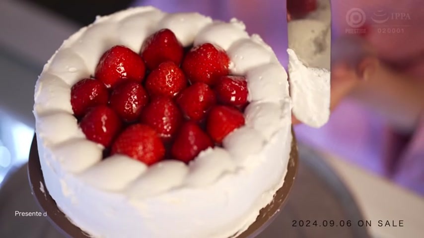 高嶺の花・八掛うみが僕の部屋にやってきた。清楚なパティシエ美女を脱がせて滅茶苦茶に犯し抜く、甘美なワンルーム同棲