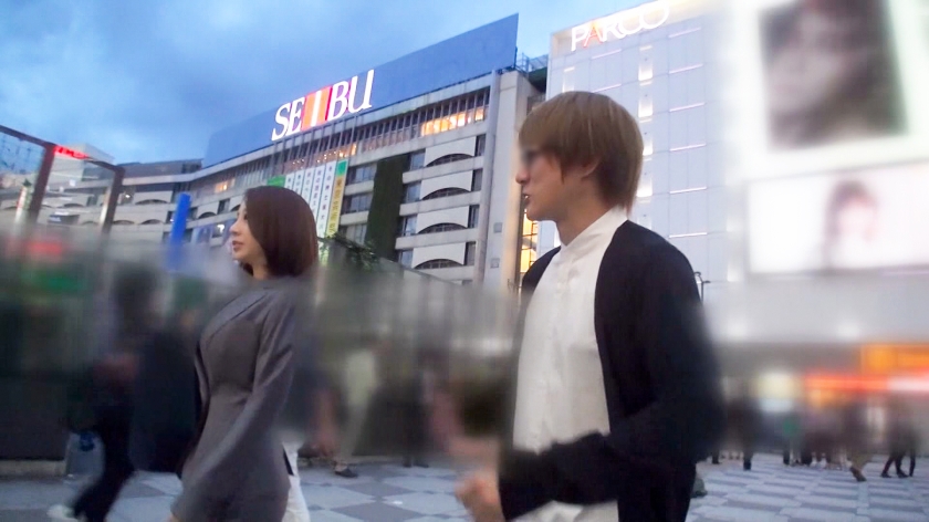 現役営業ななみ（21歳）をマジ軟派。初めての姿をそのまま初撮。