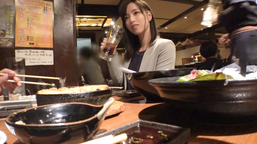 縁起名の実力！26歳不動産レディ・れいわさん初脱ぎ。スレンダー美脚を裂きまくり激ピストン潮吹き