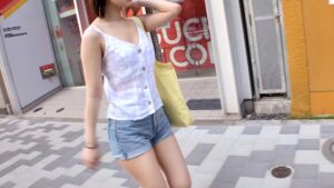 専門学生まり(20)の初撮。ファッション系ハーフ女子の完璧ボディを玩具で解体！アニメ声で果てる中出しピストン