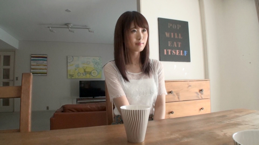 代官山ナンパから始まる不倫密録。愛くるしい若妻・ましろが、抑えきれない本能で夫以外の種を受け入れる。