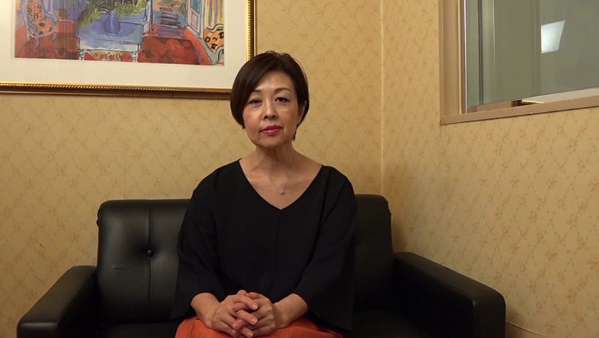 61歳の艶技。大人の余裕と色気が溢れ出す、はるかの極上ドキュメント。