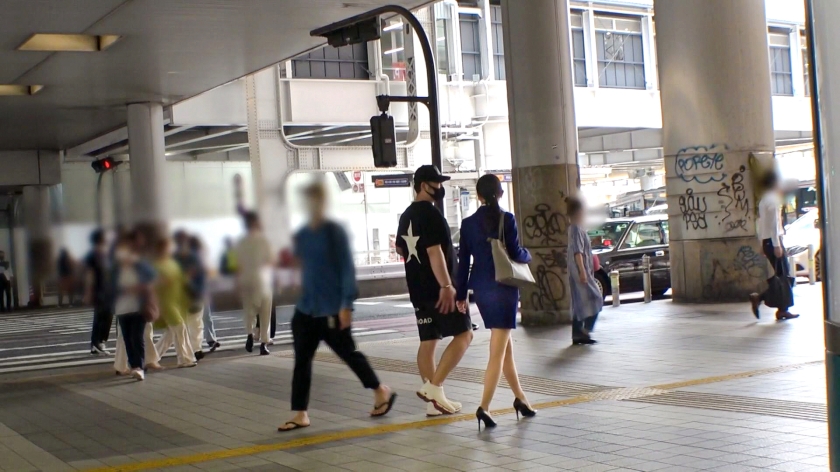 「無理です…」拒んでいた23歳・金融女子を強引に陥落。スーツを脱ぎ捨てあらわになった美BODYと、カメラを濡らす衝撃の潮吹き