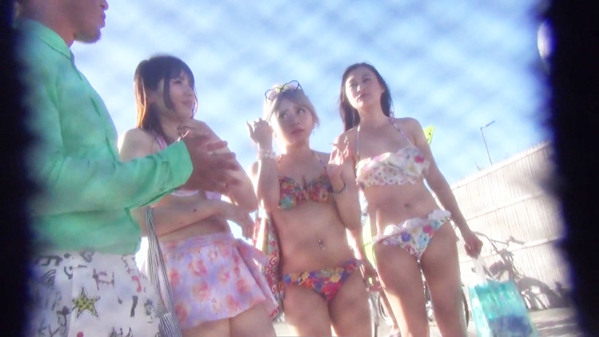 【開放感でガバガバ？】あおいが真夏のビーチで大暴走！チ〇ポを求めて腰を振り続ける快楽依存の一日