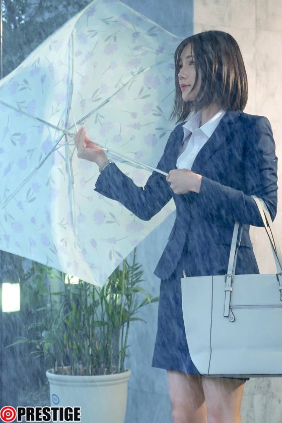 【限定映像10分付】涼森れむ史上、最も激しいずぶ濡れ性交！清楚な新人OLが完堕ちして壊されるまで