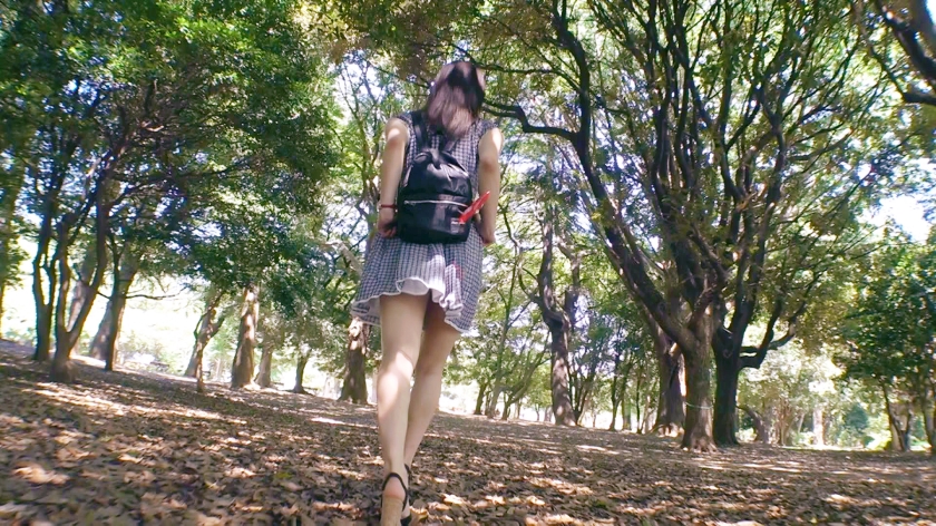 【ギャップ萌え】真面目な優等生ほど実はド変態？19歳現役女子大生・かのんが「見せつけエッチ」を志願した衝撃の理由