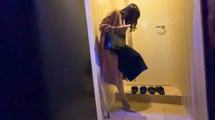 【顔出し絶対NG】超希少な完全素人「かなさん」の初中出し解禁映像
