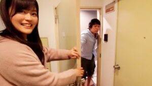 笑顔で「気持ちいい？」と罵るギャップの暴力。素人女子大生かなの淫らすぎる本性、全部見せます