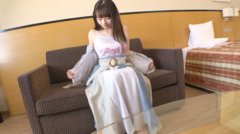 22歳の古着屋店員がAVに応募。緊張で震える素朴娘が、本番で見せた「大きな染み」とむっつりな本性。