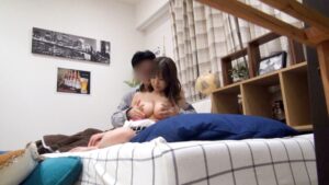 【隠し撮り】ナンパ師の部屋で乱れる26歳脱毛店員・あいな。電マで未知の快感を開花させ、幸せそうな笑顔から一転、大好きホールドでむしゃぶりつく濃厚交わり