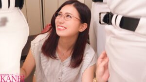 【新人専属】ドM人妻教師・静谷明里「誰か私を調教して」欲望を剥き出しの初脱ぎ