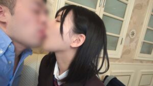 りこが魅せる究極の性欲…おもちゃでぐちょぐちょに悶え、おじさんに中出しをおかわり懇願する狂おしい変態交尾。