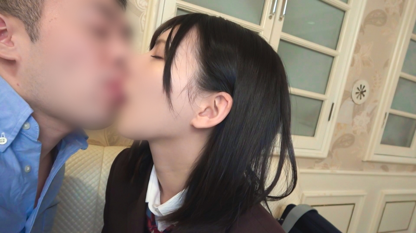 りこが魅せる究極の性欲…おもちゃでぐちょぐちょに悶え、おじさんに中出しをおかわり懇願する狂おしい変態交尾。