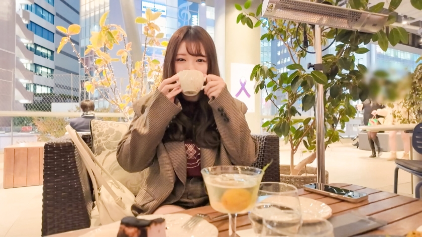 ネット応募で来た恥ずかしがり屋な20歳を初撮り！あどけない表情とムチムチ美尻…実は経験豊富な「受け身体質」を暴く。